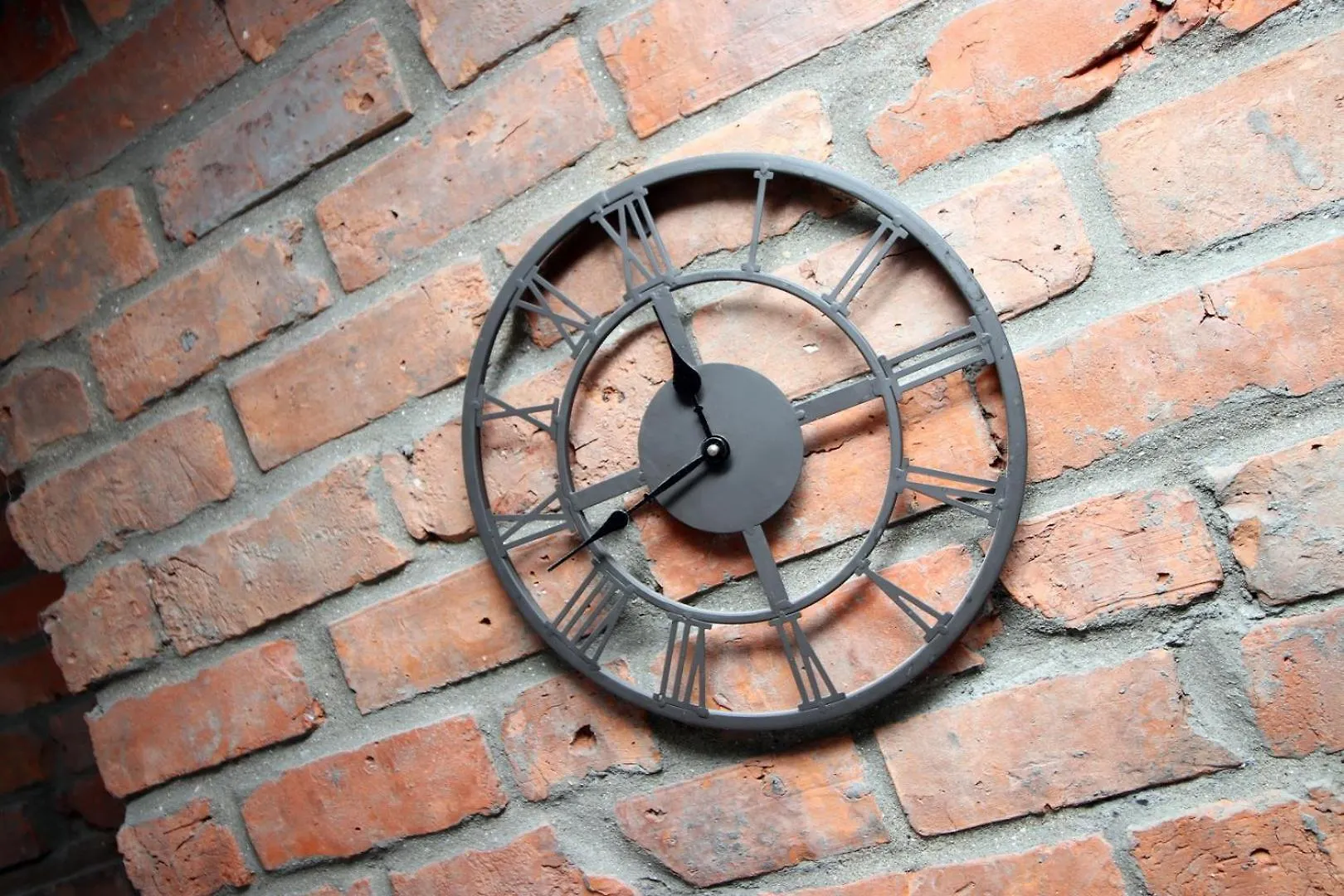 Guest house Parking | 2Br | Luxurious Hotel Cardiff