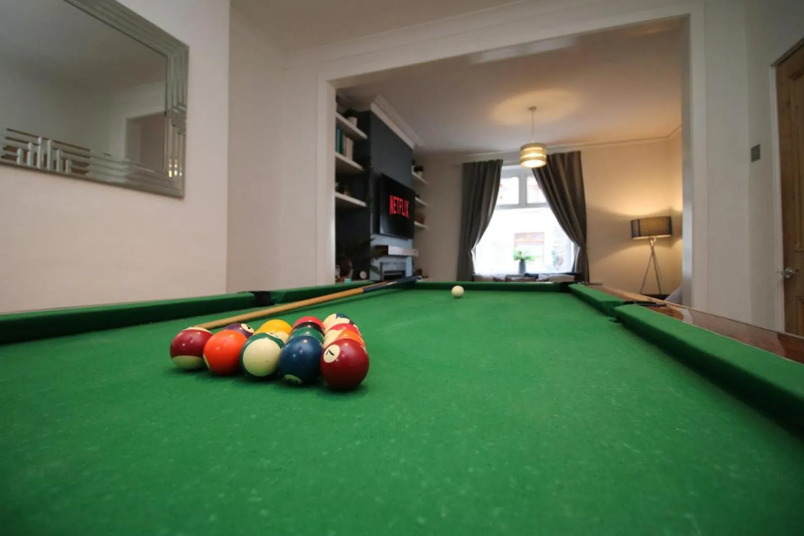 Parking | 2Br | Luxurious Hotel Cardiff United Kingdom