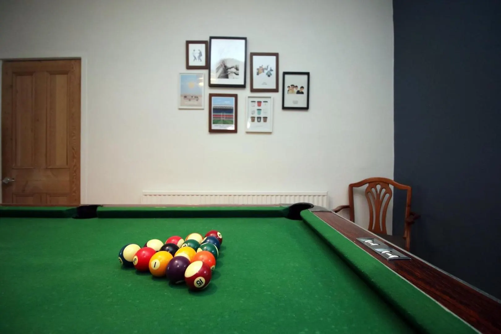 Parking | 2Br | Luxurious Hotel Cardiff 0*,