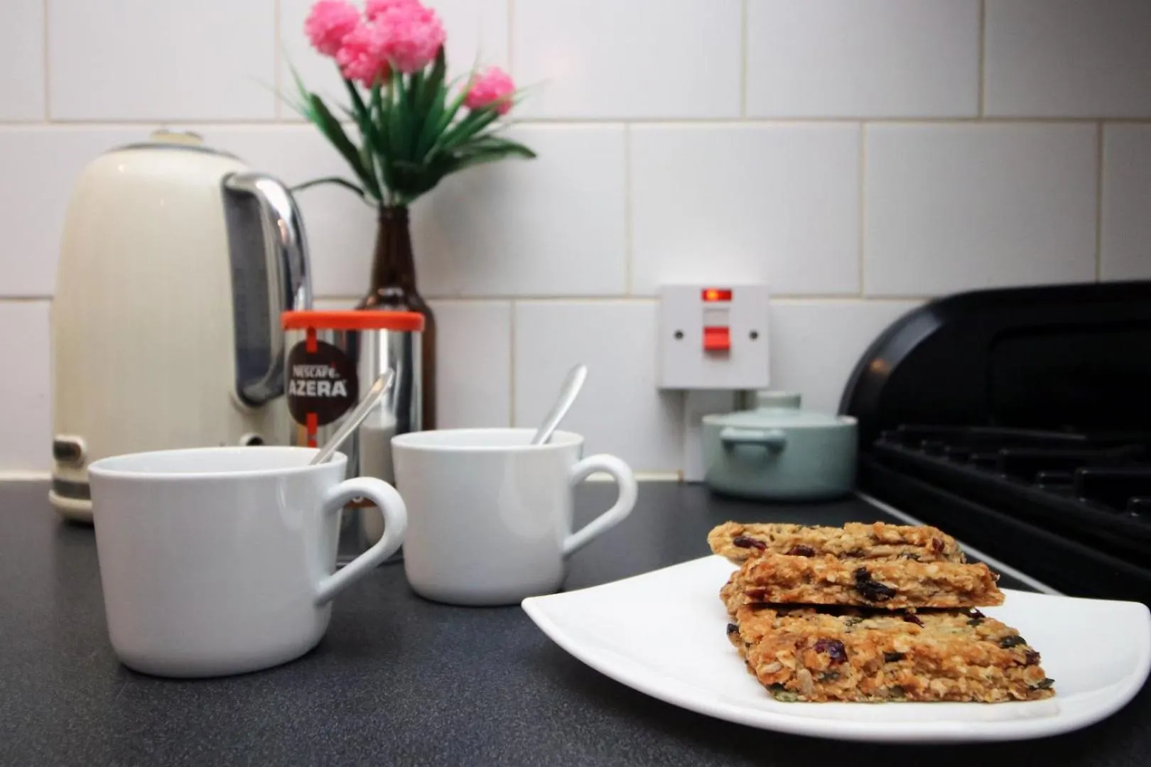Penzion Hotel Parking | 2Br | Luxurious Cardiff